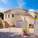 Villa Amelia - Plusholidays